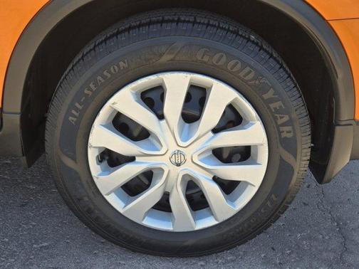 2017 Nissan Rogue S