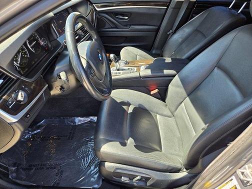 2015 BMW 528 i