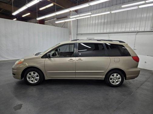 2007 Toyota Sienna LE