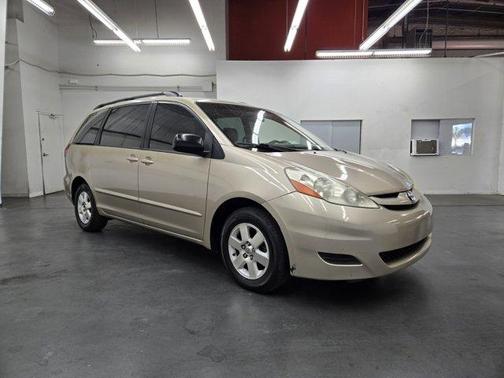 2007 Toyota Sienna LE