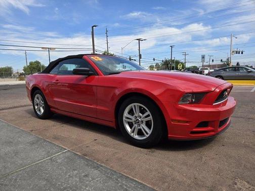 2013 Ford Mustang V6