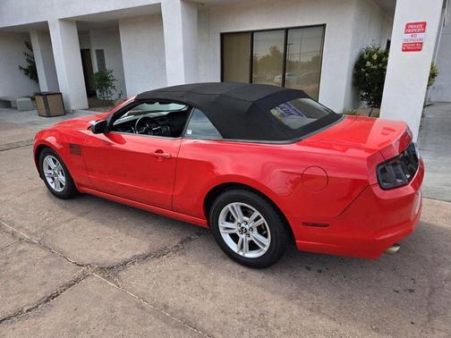 2013 Ford Mustang V6