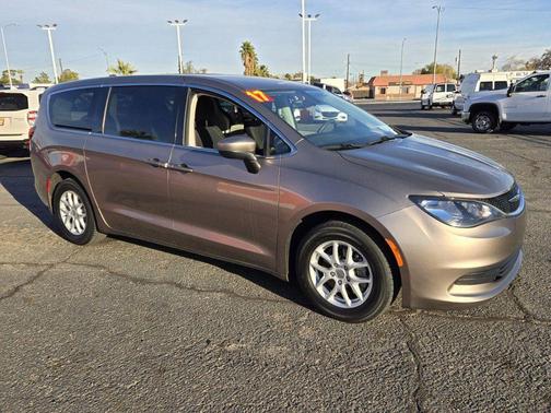 2017 Chrysler Pacifica Touring