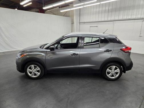 2018 Nissan Kicks S