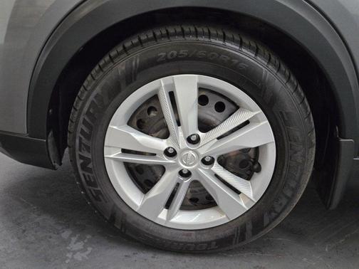 2018 Nissan Kicks S