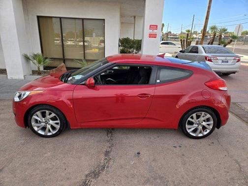 2016 Hyundai Veloster Base
