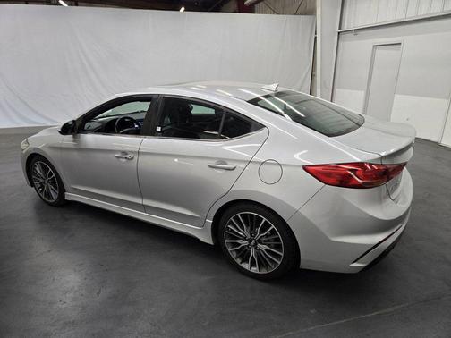 2018 Hyundai ELANTRA Sport