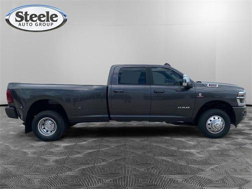 2025 RAM 3500 Laramie Crew Cab 4x4 8' Box