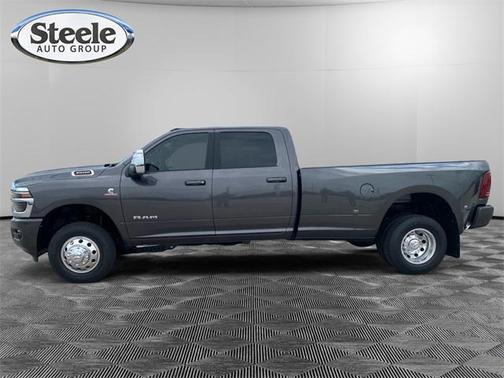 2025 RAM 3500 Laramie Crew Cab 4x4 8' Box