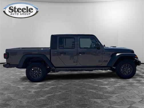 2025 Jeep Gladiator Sport S