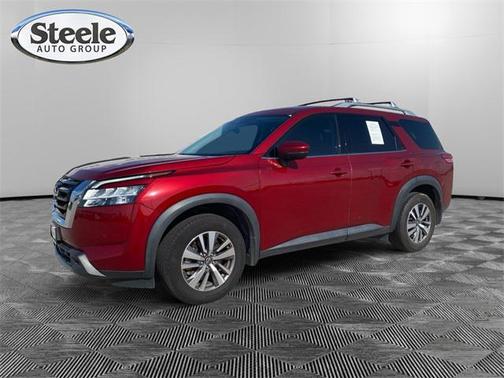 2023 Nissan Pathfinder SL FWD