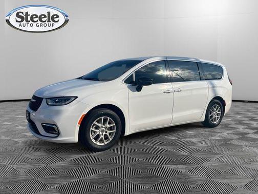 2025 Chrysler Pacifica L