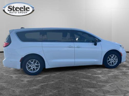 2025 Chrysler Pacifica L