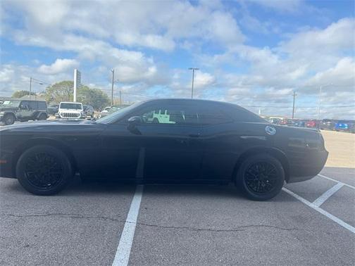 2012 Dodge Challenger SXT