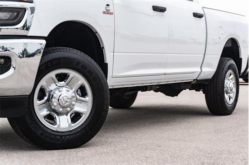 2025 RAM 2500 Tradesman Crew Cab 4x4 6'4' Box