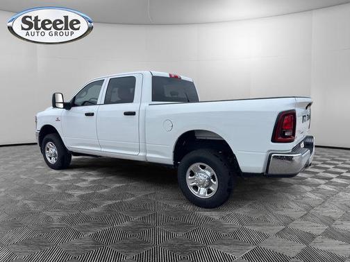2025 RAM 2500 Tradesman Crew Cab 4x4 6'4' Box