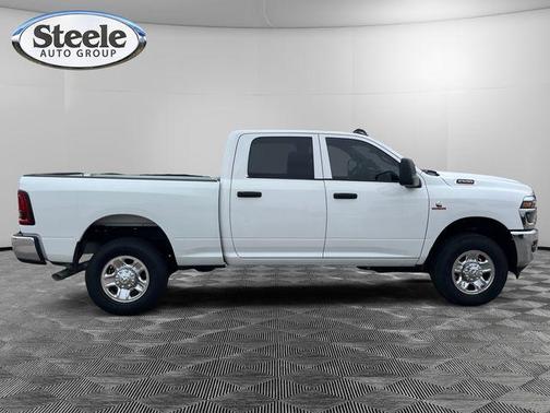 2025 RAM 2500 Tradesman Crew Cab 4x4 6'4' Box