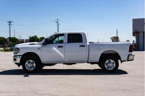2025 RAM 2500 Tradesman Crew Cab 4x4 6'4' Box
