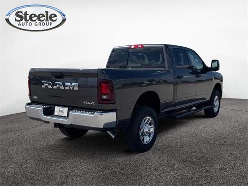 2025 RAM 2500 Tradesman Crew Cab 4x4 6'4' Box