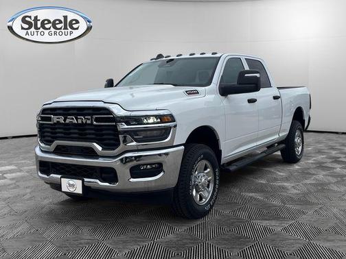 2026 RAM 2500 Tradesman Crew Cab 4x4 6'4' Box