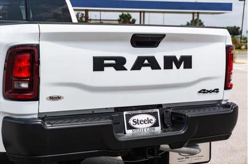 2025 RAM 3500 Tradesman Crew Cab 4x4 8' Box
