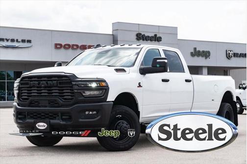2025 RAM 3500 Tradesman Crew Cab 4x4 8' Box