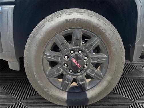 2024 GMC Sierra 2500 AT4