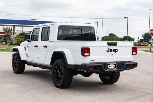 2025 Jeep Gladiator Nighthawk