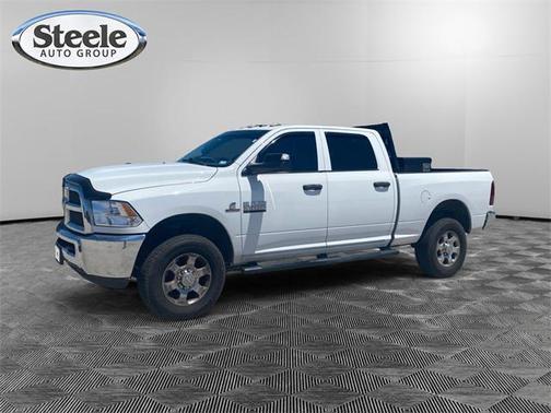 2018 RAM 3500 Tradesman Crew Cab 4x4 6'4' Box