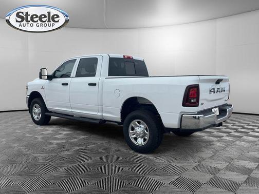 2025 RAM 2500 Tradesman Crew Cab 4x4 6'4' Box