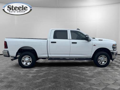 2025 RAM 2500 Tradesman Crew Cab 4x4 6'4' Box