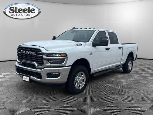 2025 RAM 2500 Tradesman Crew Cab 4x4 6'4' Box