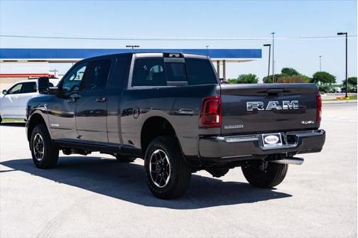2025 RAM 2500 Laramie Crew Cab 4x4 6'4' Box