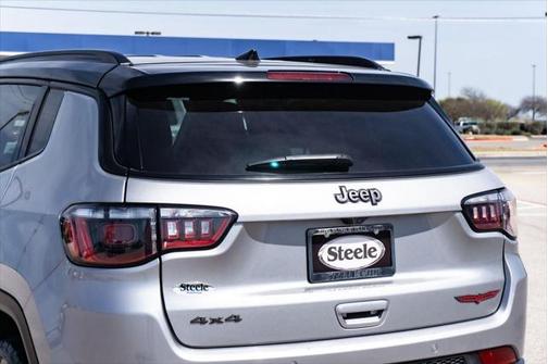 2023 Jeep Compass Trailhawk