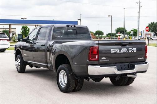 2025 RAM 3500 Laramie Crew Cab 4x4 8' Box