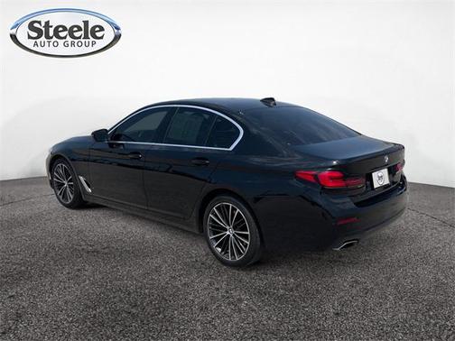 2022 BMW 530 i