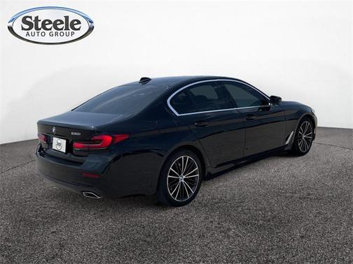 2022 BMW 530 i