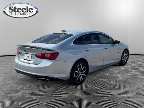 2020 Chevrolet Malibu FWD RS