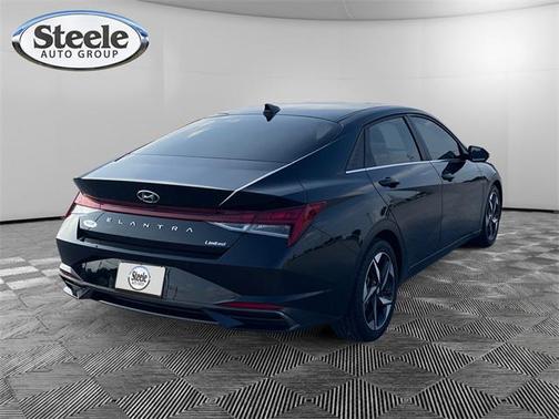 2021 Hyundai ELANTRA Limited