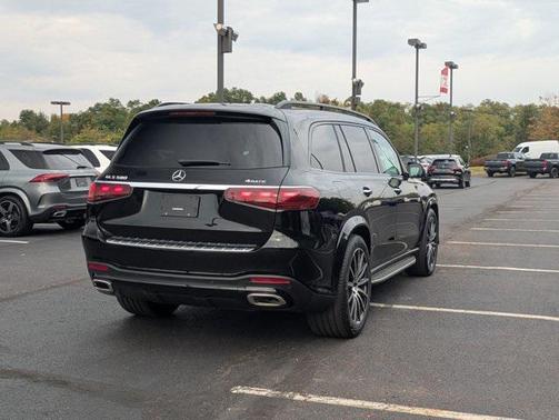 2026 Mercedes-Benz GLS 580 4MATIC