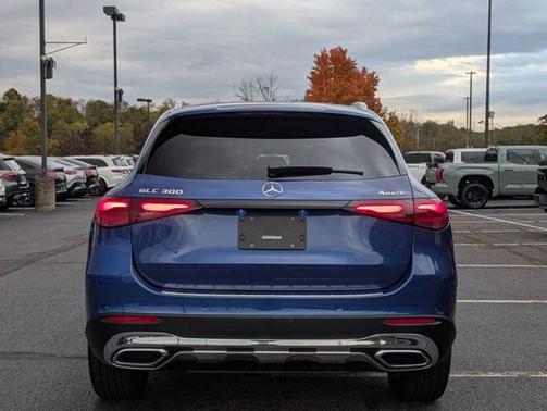 2026 Mercedes-Benz GLC 300 4MATIC