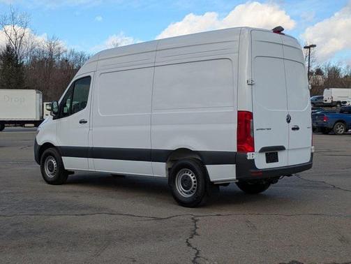 2025 Mercedes-Benz Sprinter 2500 Standard Roof