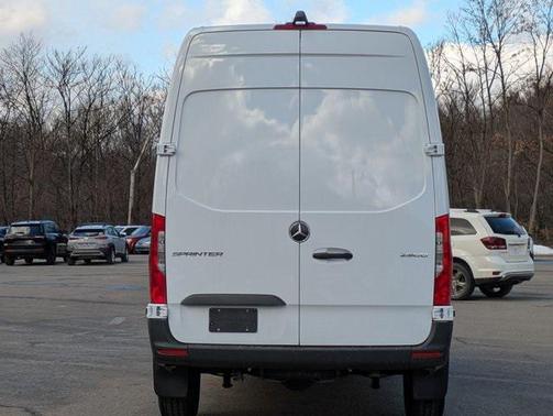 2025 Mercedes-Benz Sprinter 2500 Standard Roof