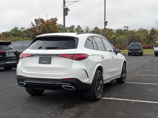 2026 Mercedes-Benz GLC 300 4MATIC
