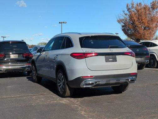 2026 Mercedes-Benz GLC 300 4MATIC