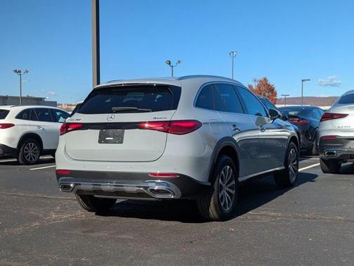 2026 Mercedes-Benz GLC 300 4MATIC