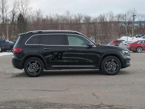 2026 Mercedes-Benz GLB 250 4MATIC