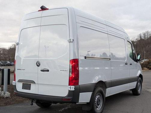 2025 Mercedes-Benz Sprinter 2500 Standard Roof