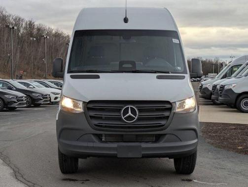 2025 Mercedes-Benz Sprinter 2500 Standard Roof