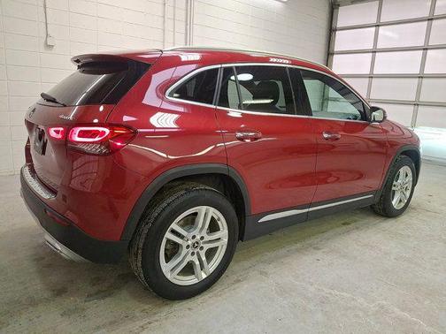 2021 Mercedes-Benz GLA 250 Base 4MATIC